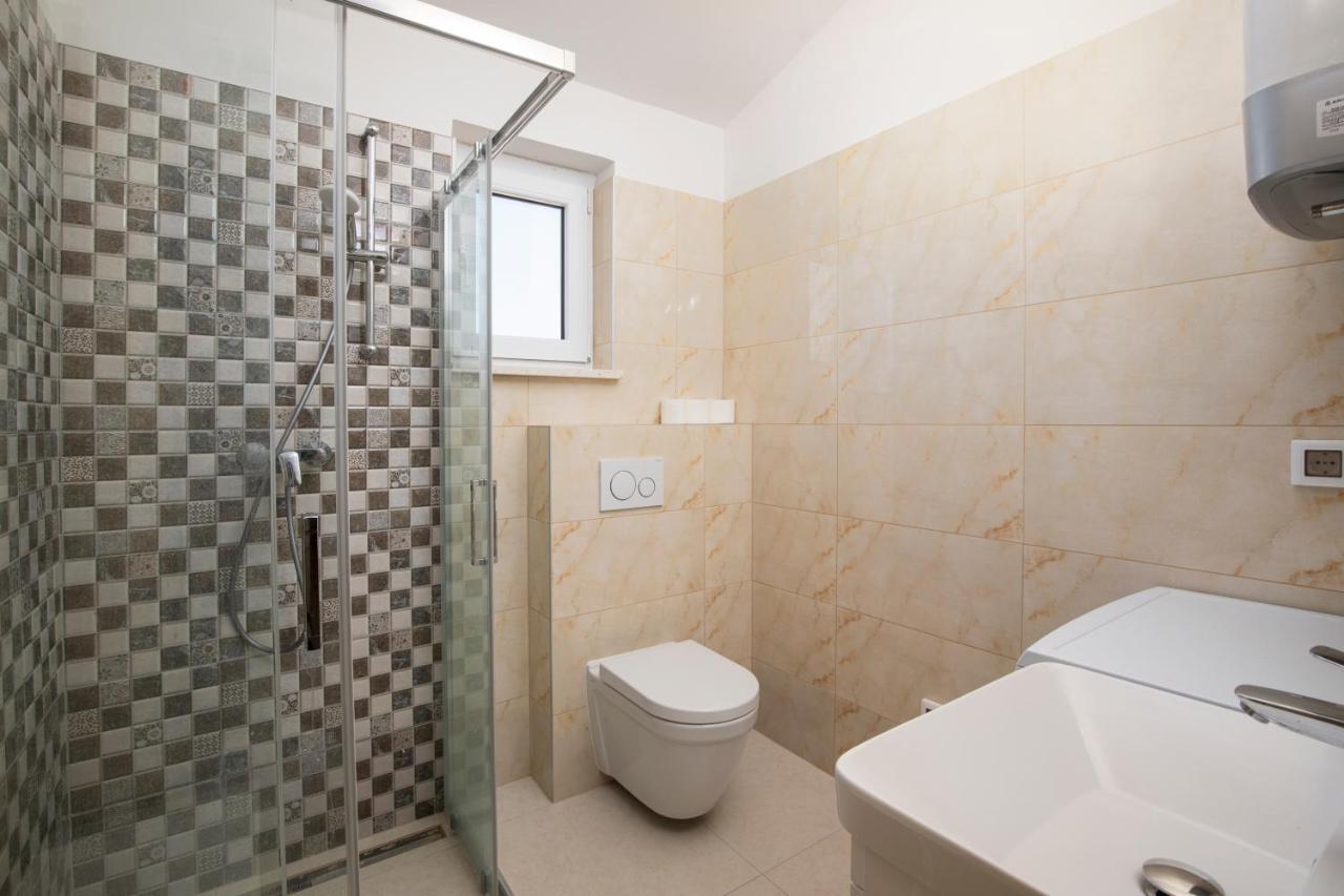 Pjescana Uvala Sea View Apartment Luaran gambar